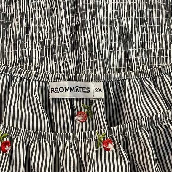 Roommates Striped Floral Lace Up Top Blouse - Woman’s Size 2X - Picture 7 of 8